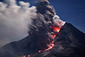 Indonesien: Vulkan bricht aus