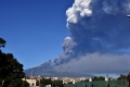 Vulkan Ätna bricht aus